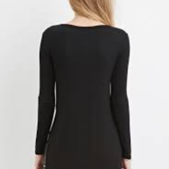 Forever 21 black long-sleeve tunic split t-shirt - Picture 5 of 9